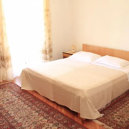 Vikendica Holiday Krajka Tkon